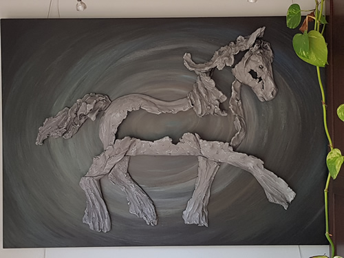 ./little-grey-powney_1768733965330